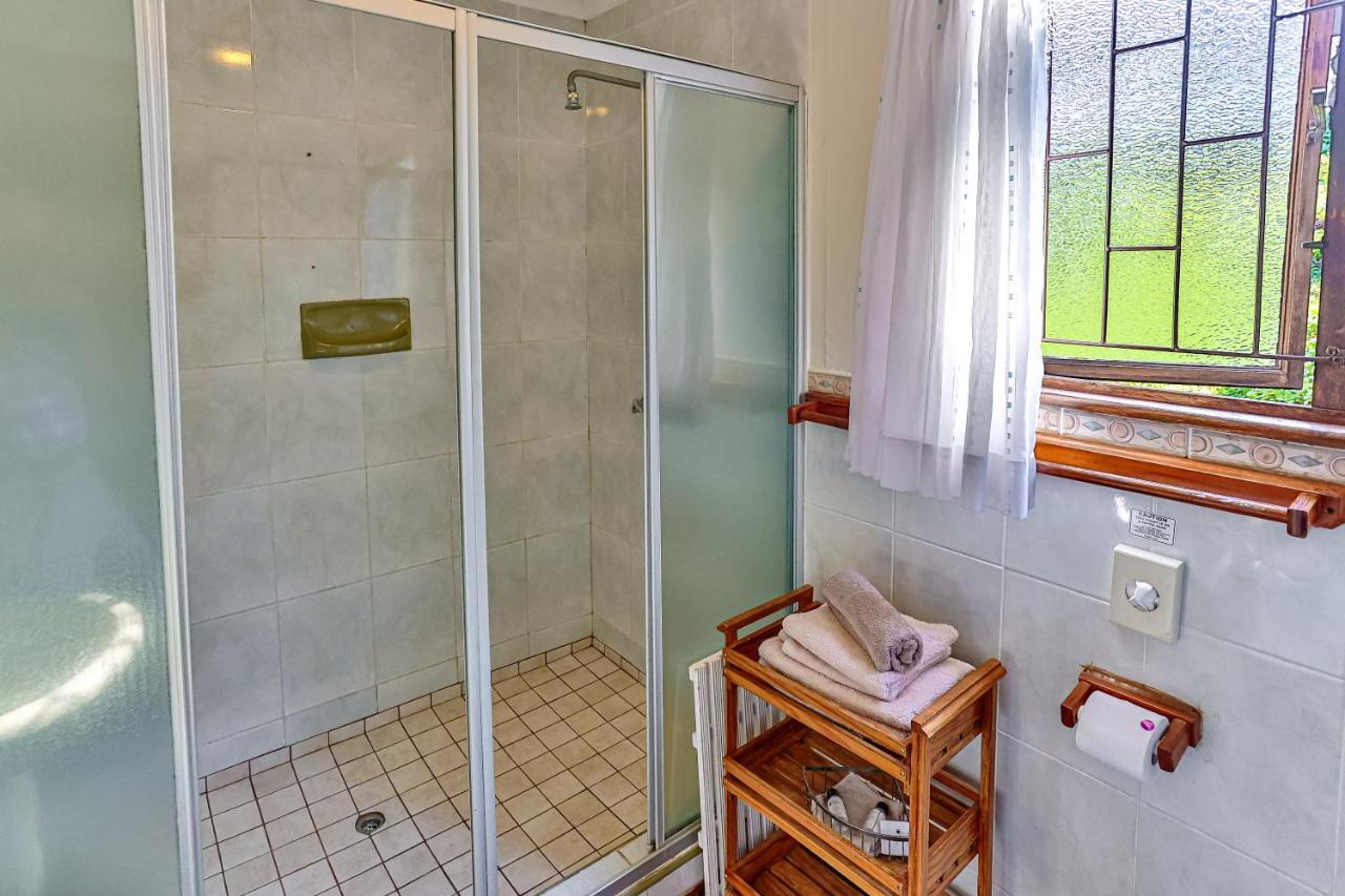 Zuider Zee Guest House Баллито Экстерьер фото
