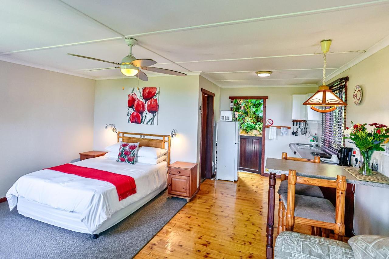 Zuider Zee Guest House Баллито Экстерьер фото